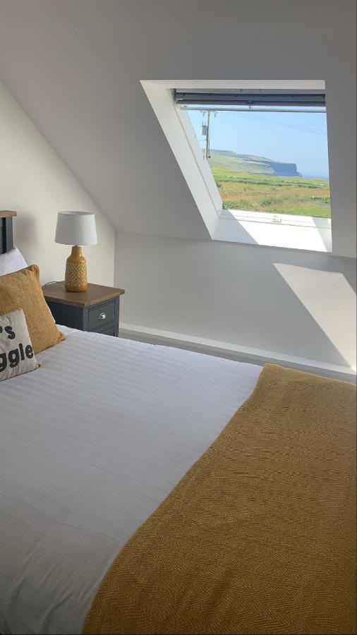 Gaoth Na Mara Hotel Doolin Bagian luar foto