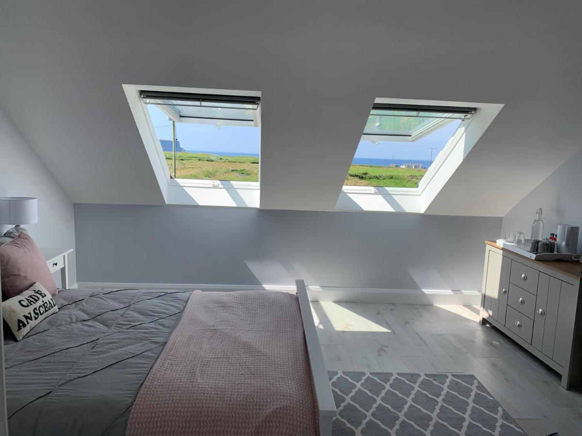 Gaoth Na Mara Hotel Doolin Bagian luar foto